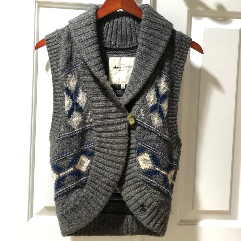 abercrombie vintage sweater vest